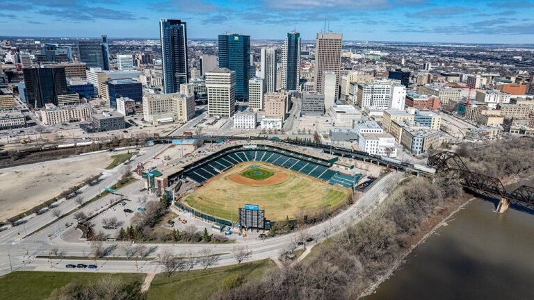 Canadian teen charged with arson after torching US baseball team’s bus