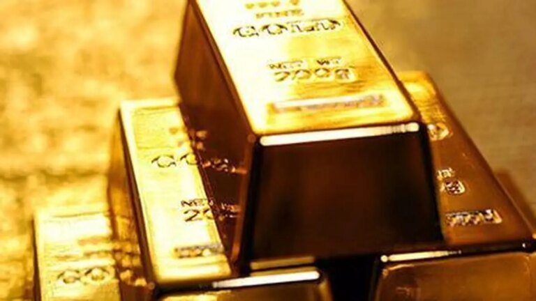 Gold jumps as prospects of Iran deal temper inflation concerns