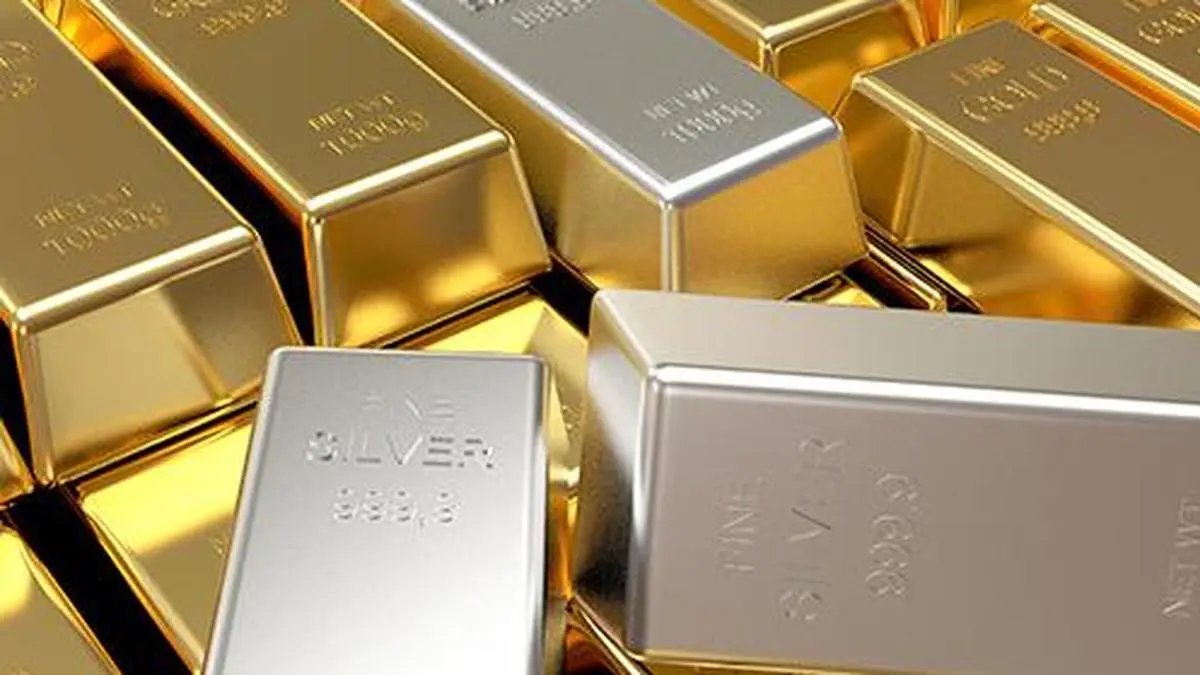 IMG_PO03_Gold_silver_2_1_DICB0B06.jpg