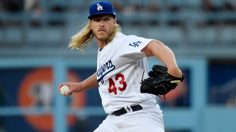 Ex-Mets pitcher Noah Syndergaard praises Trump during White House visit
