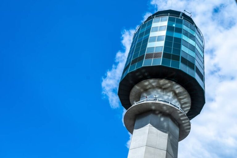 ServiceNow adds agent kill switches to AI control tower • The Register