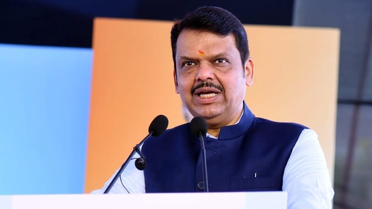 Politics on ‘intoxication’ in Punjab?: CM Fadnavis attacked Chief Minister Mann, said – situation was not normal, allegations are very serious – Serious Allegations He Did Not Appear Normal Devendra Fadnavis On Punjab Cms Alleged Intoxication Row