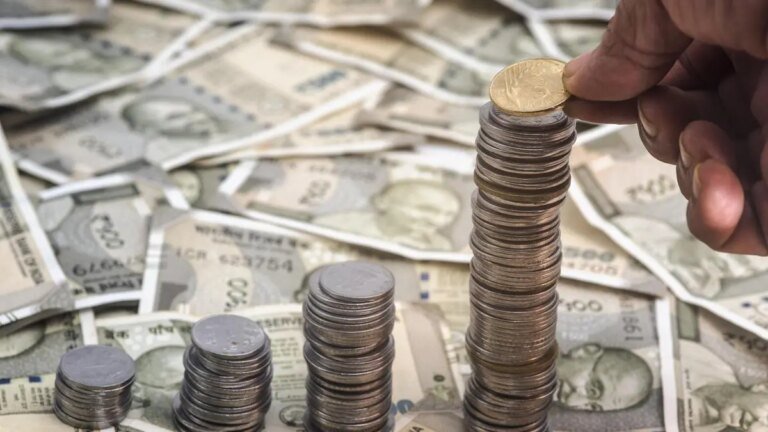 Rupee hits record low of ₹95.80, IT stocks bleed as markets open higher on global tailwinds
