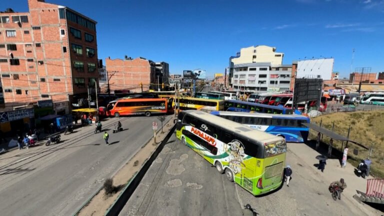 Buses block off roads in Bolivia as transport workers strike over fuel | Labour Rights