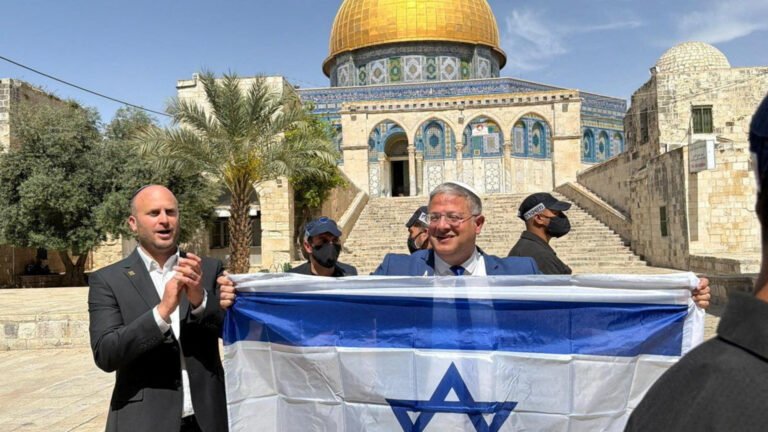 Israel’s Ben Gvir storms Al-Aqsa during Jerusalem Day march | Occupied East Jerusalem