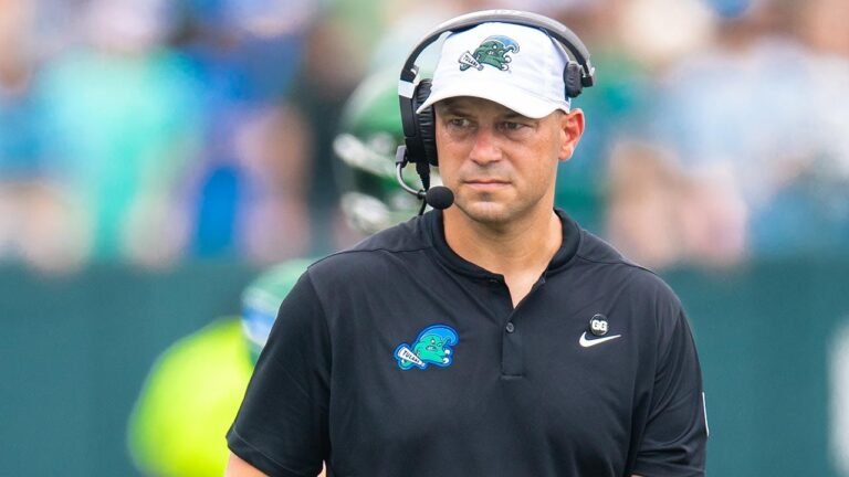 Florida coach Jon Sumrall’s latest comments prove he’s just as psycho as his fanbase