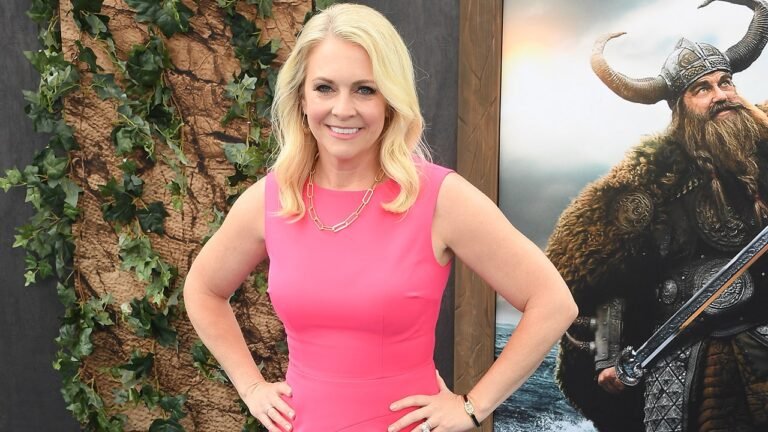 Melissa Joan Hart pulls out Princess Leia throwbacks for Star Wars Day