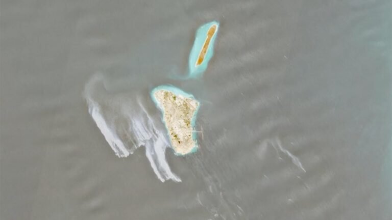 Second suspected oil slick detected near Iran’s Kharg Island, UN warns of disaster