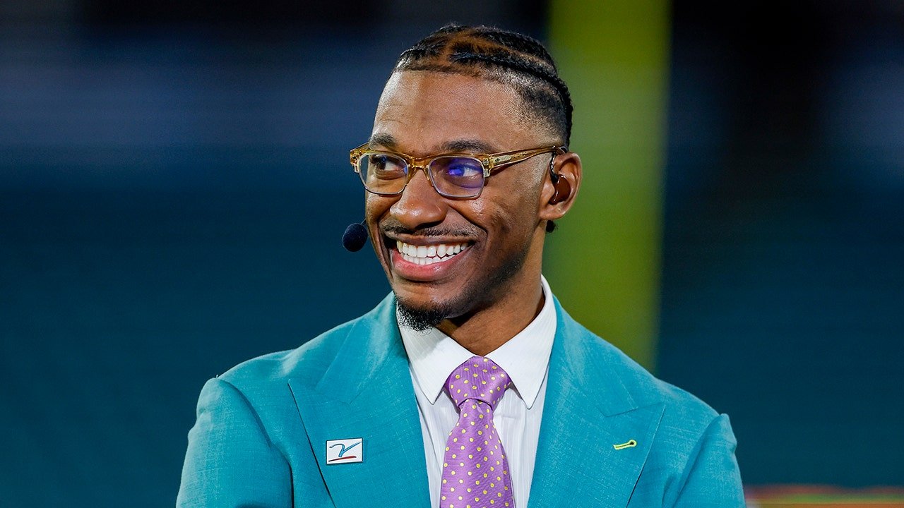 robert-griffin-smile-91325.jpg