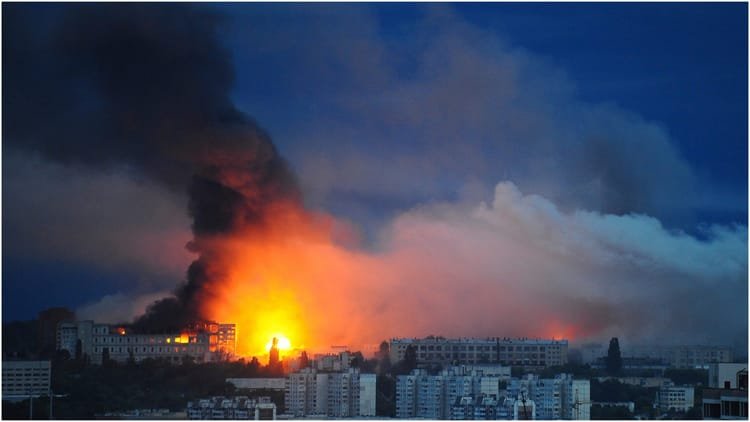 Hopes of peace are over: All-round attack on Ukraine by Russian drones and missiles, all Trump’s efforts failed – Russia Ukraine War Air Strikes Escalation Zelenskyy Putin Glide Bomb Chinese Ship Odessa Attack Yermak Case