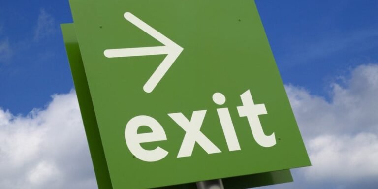 Microsoft to stop reservations for 17 Azure VMs, kill 13 • The Register