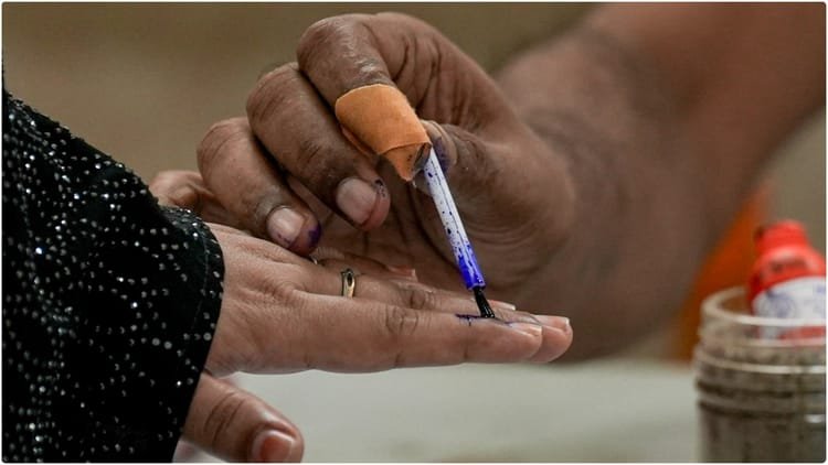 West Bengal Polls: Election Commission Orders Repolling In 15 Polling Stations Of West Bengal On May 2 – Election Commission Orders Repolling In 15 Polling Stations Of West Bengal On May 2