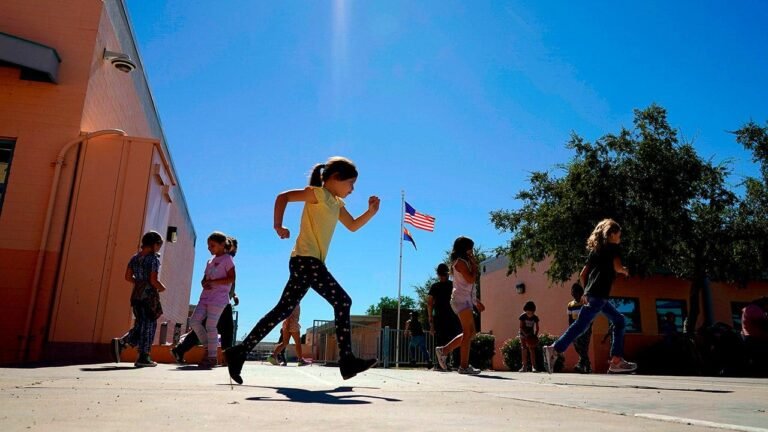 American Academy of Pediatrics urges schools to protect daily recess time