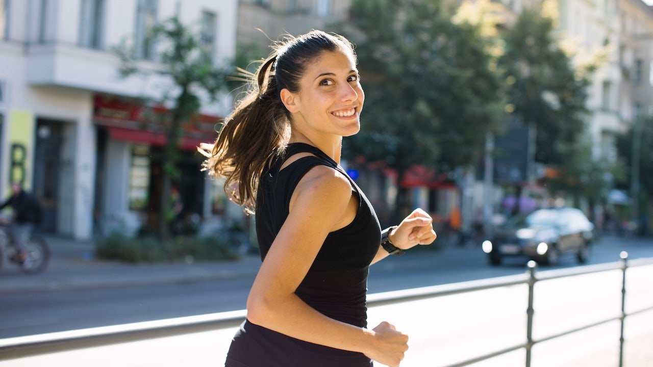 woman-jogging-in-city.jpg