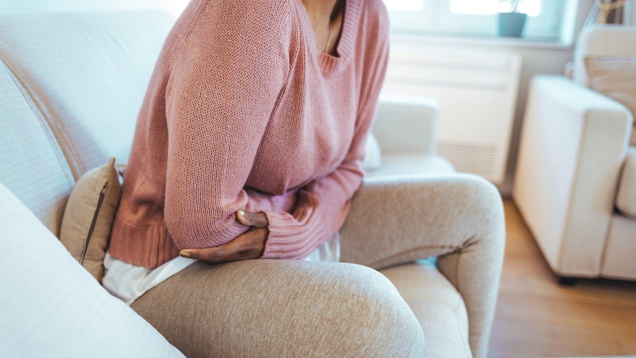 woman-stomach-pain.jpg