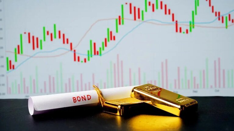Gold drops as oil climbs on renewed US-Iran hostilities