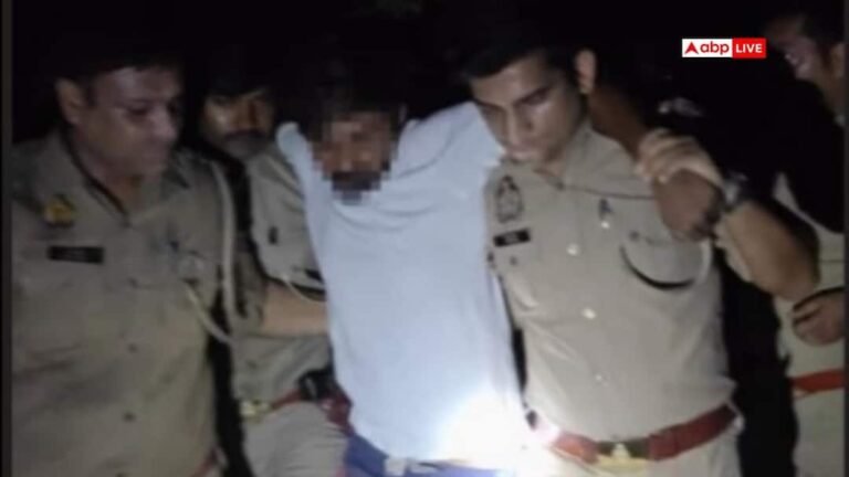 Gokash carrying a prize of Rs 25,000 was shot in the leg in an encounter with Aligarh Police, pistol and bike recovered.