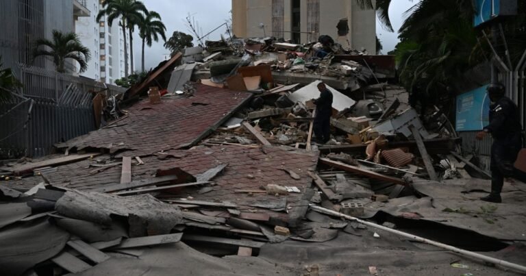 Venezuela struck by back-to-back earthquakes, many casualties feared | Earthquakes News