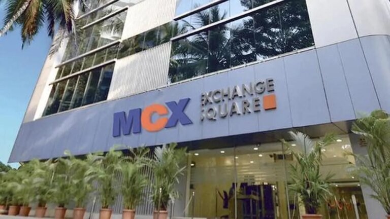 UTI Mutual Fund buys nearly 15 lakh shares of MCX for ₹425 crore