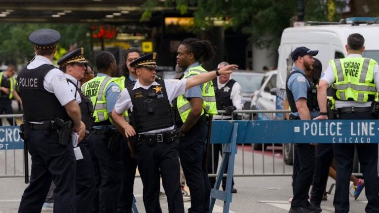 Chicago shootings kill 3 and injure a dozen people over the weekend