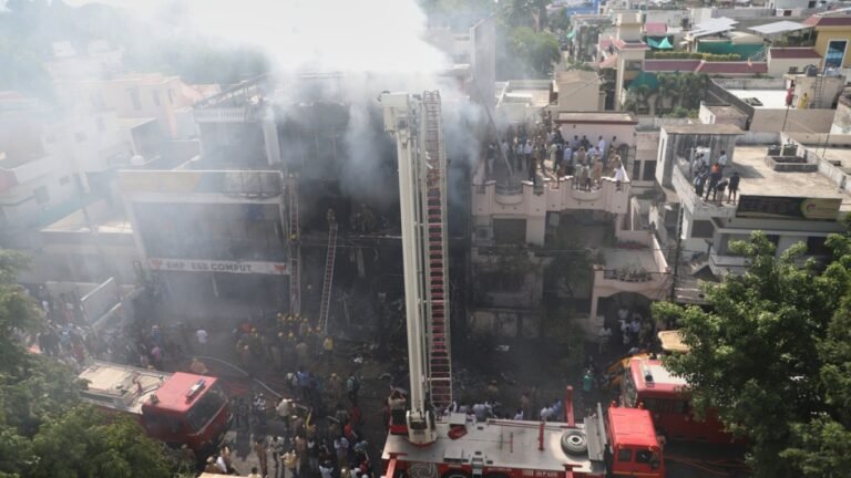 15 killed after a fire ignited in a coaching centre in Lucknow, India | Investigation News