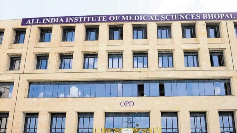 Negligence In The Treatment Of The Additional Collector’s Mother-in-law: Nurse Did Not Arrive For 20 Minutes A