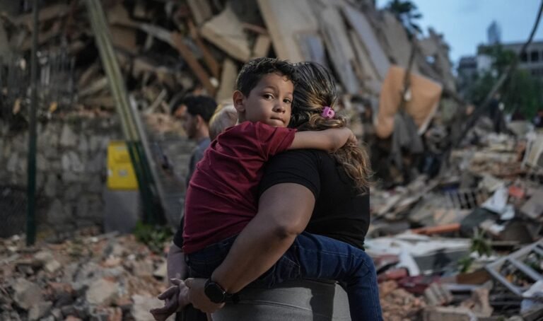 Venezuela earthquakes devastate country | Earthquakes
