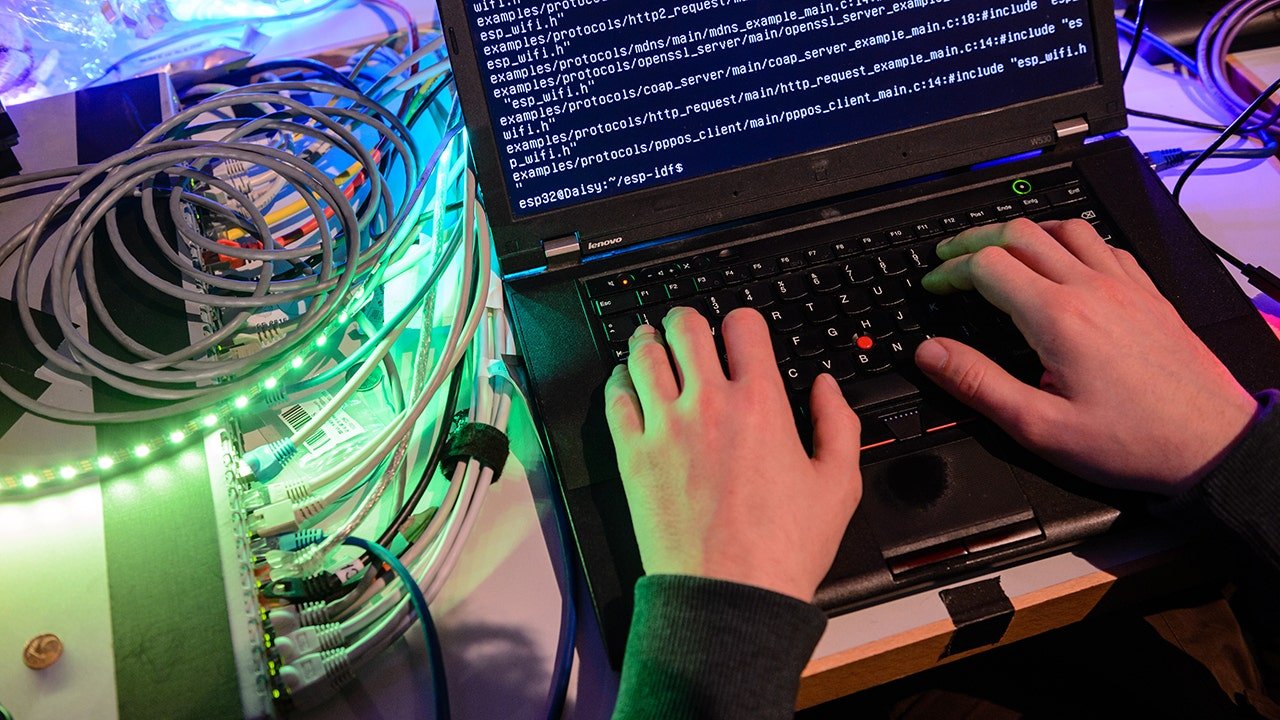 cyber-phishing-photo-3.jpg