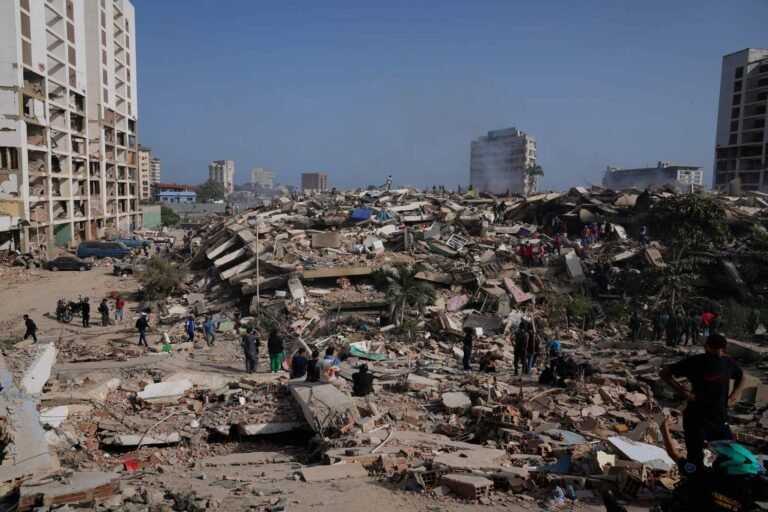 Fishermen capture the moment earthquake hits Venezuelan coast | Earthquakes News